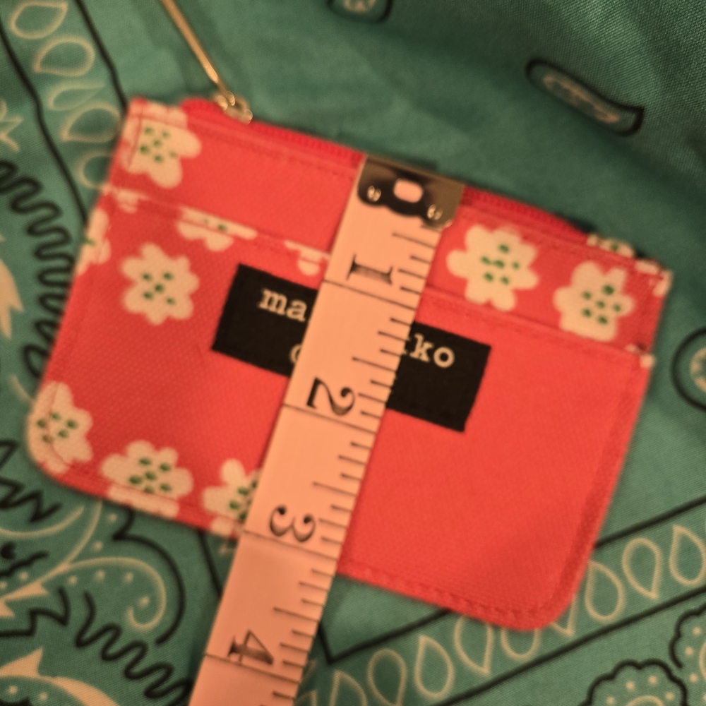 Marimekko Pink and White Floral Pouch Set - Picture 11 of 11
